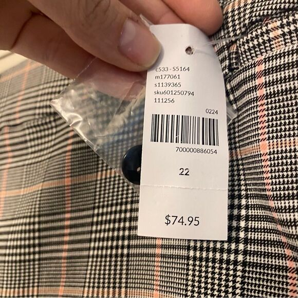 Lane Bryant Slim Capri 4-Season Pant black glen plaid stretch crop trousers 22 - Picture 6 of 12